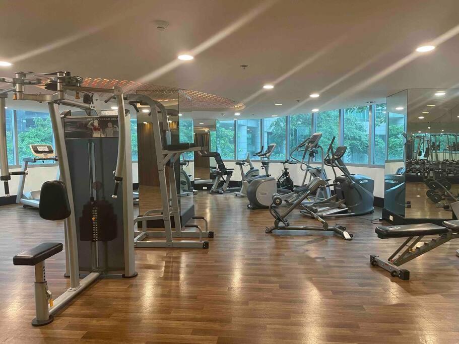Apartment Solana In Avant Bgc Parking With Fee *